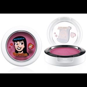MAC Limited Edition Prom Princess Blush