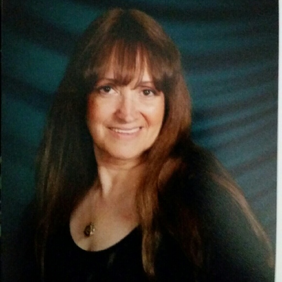 Meet your Posher, Judi