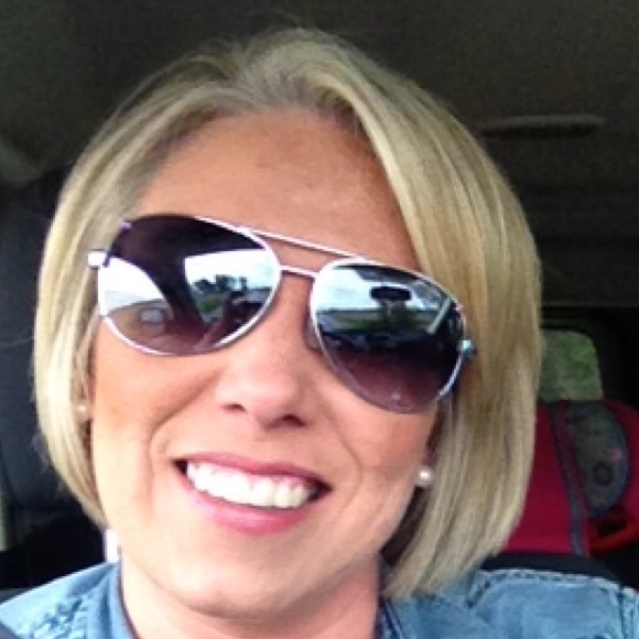 Meet your Posher, Bridgette - Picture 1 of 1