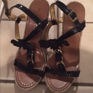 Kate spade bow wedges