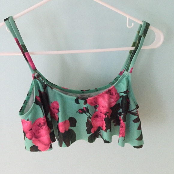 Beachriot bathing suit top worn only once!!