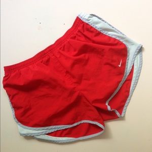 Red Nike Tempo Shorts L