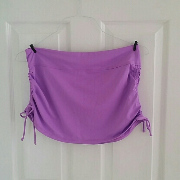 Athleta Swim Skirt - M