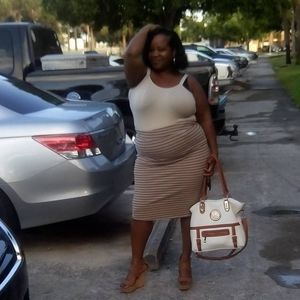 Meet your Posher, Latasha