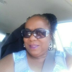 Meet your Posher, Sherry