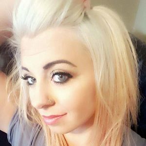 Meet your Posher, Candace