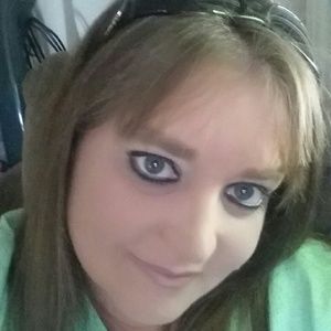 Meet your Posher, Renee