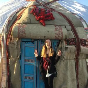 Meet your Posher, Alyssa