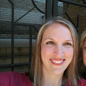 Meet your Posher, Marci