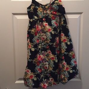 Fire - Los Angeles dress with flower pattern.