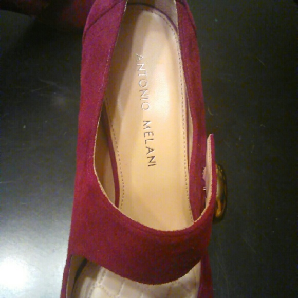 NWT Antonio Melani Lela Heels in Ruby Leather - Picture 3 of 4