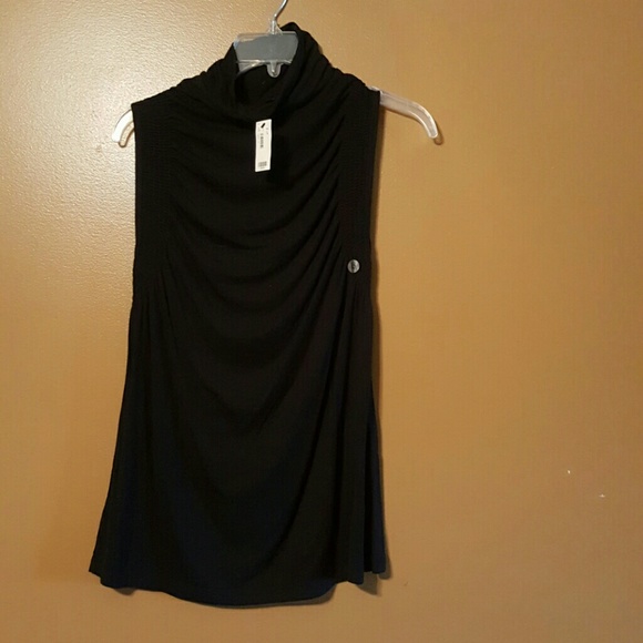 Express sleeveless turtleneck shirt