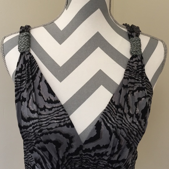 Express Low-Back Tank - Size M - Picture 2 of 3