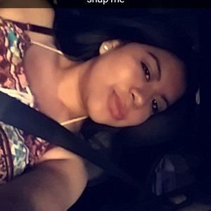 Meet your Posher, Raquel