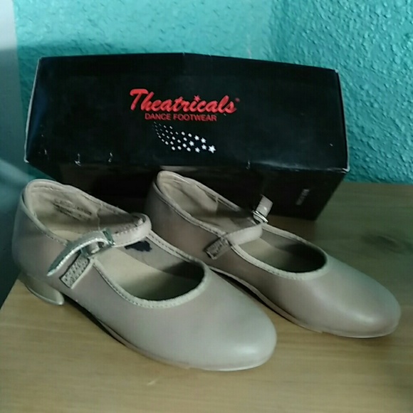 **LAST CALL** LITTLE GIRL'S Tap dance shoes - Picture 1 of 4