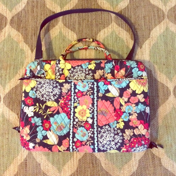 Very Bradley Happy Snails Laptop Portfolio