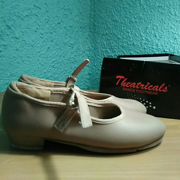 LITTLE GIRLS Tap dance shoes