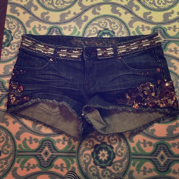 Blue jean shorts beaded / sequin