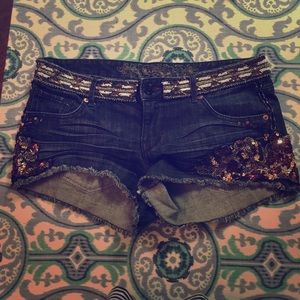 Blue jean shorts beaded / sequin