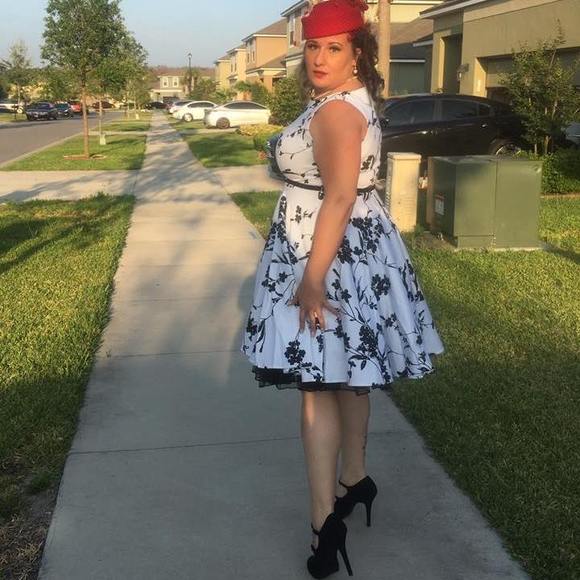 Meet your Posher, Tianna - Picture 1 of 1
