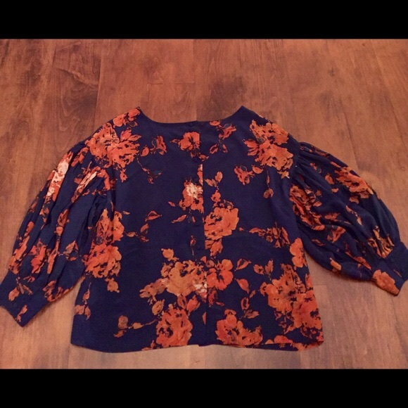 Anthropologie • Floral Print Shirt • XS • NWOT