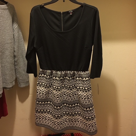 Cute Dress - Picture 1 of 1