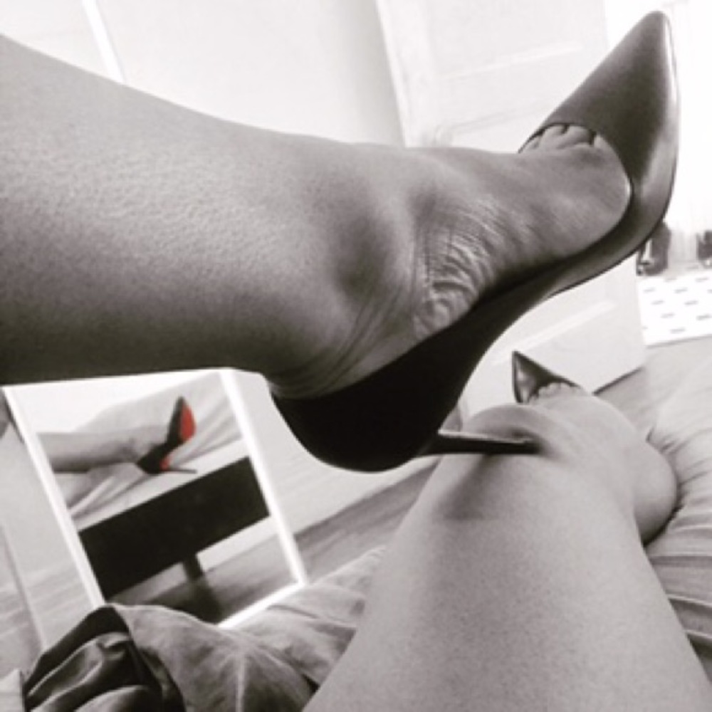 💢 RARE Pigalle Sz 43 FINAL REDUCTION💢