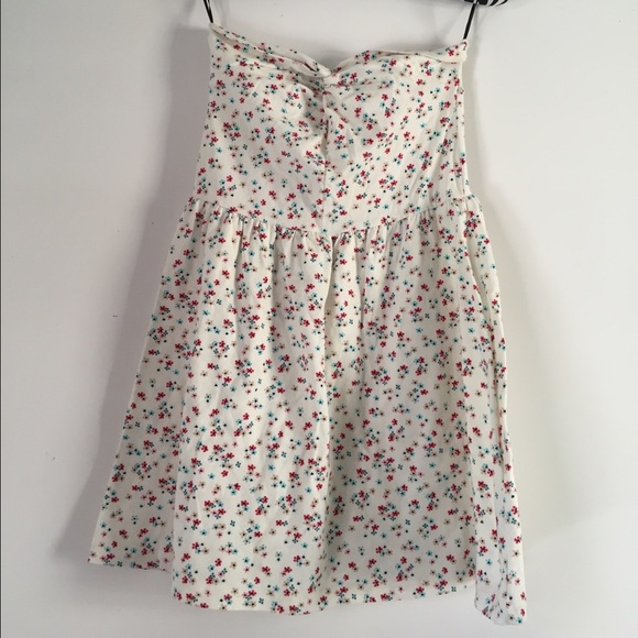 Strapless dress