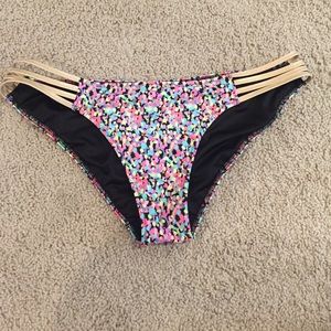 VS bathing suit bottoms