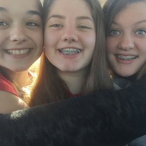 Meet your Posher, Mia