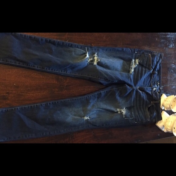 American eagle distressed jegging