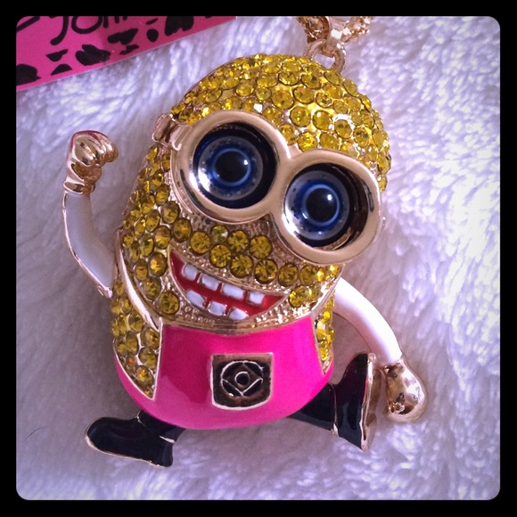 Pink Minion necklace NWT