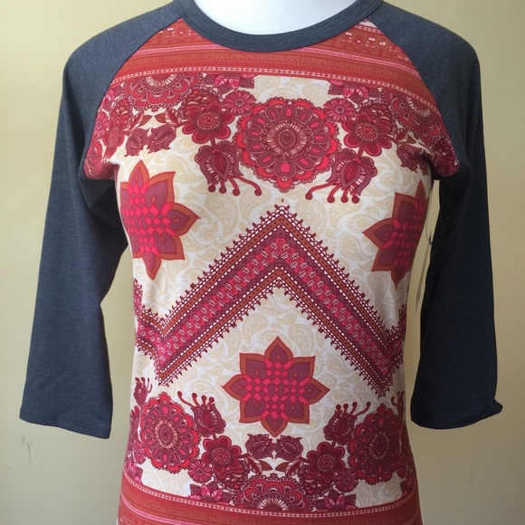 Size Small NWT Randy