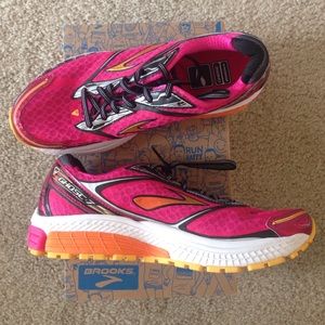 Brooks "Ghost 7" Running Shoes