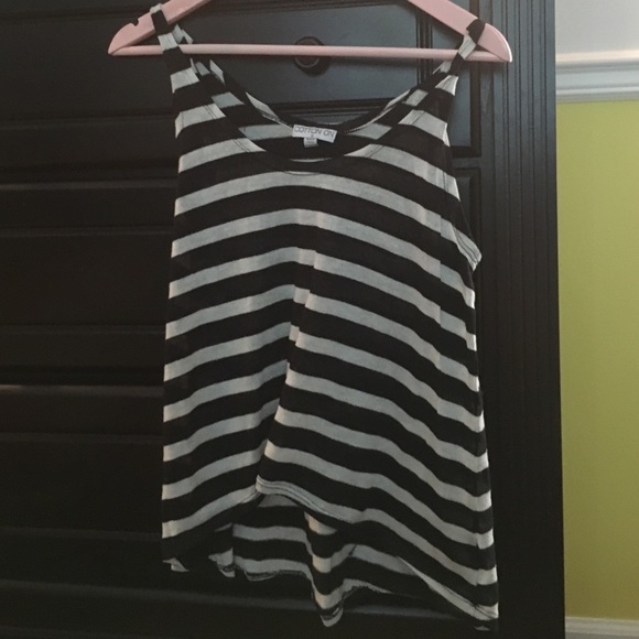 Crop top tank top.