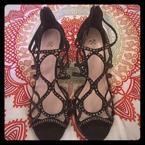 Sexy rhinestone ankle wrapping heels
