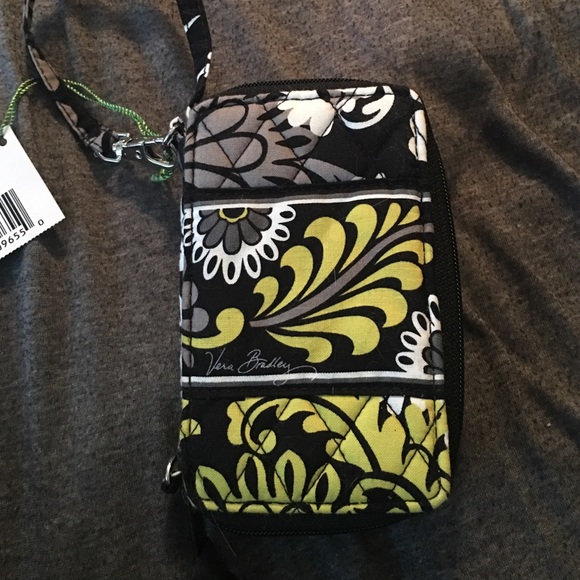 Vera Bradley Carry It All Wristlet