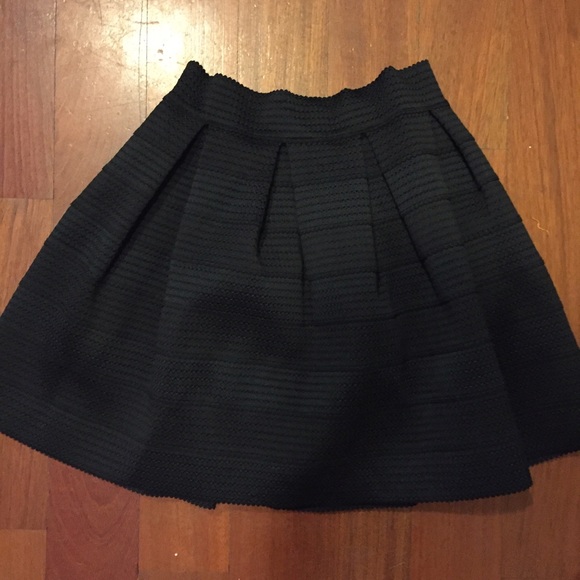 Express black circle skirt