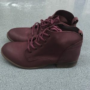 Wine colored short booties .