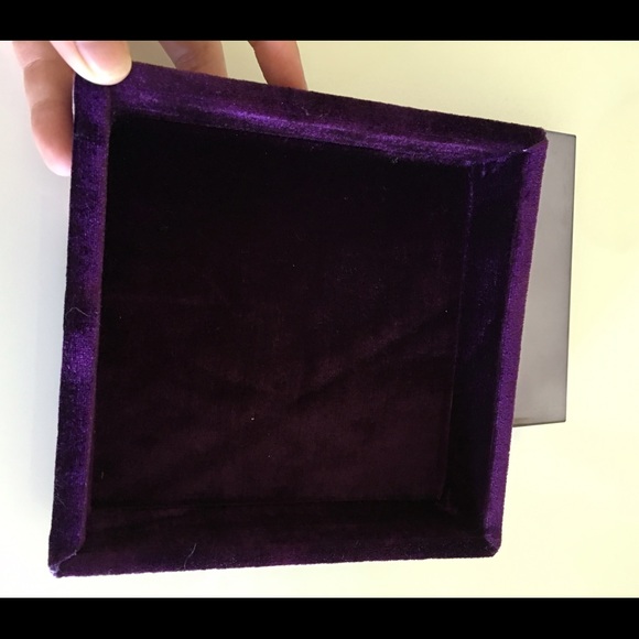 Urban Decay Holiday Eyeshadow Palette - Picture 3 of 3