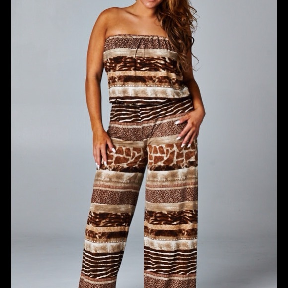 Going on vacation?🌴🌞 Take me! Safari Jumpsuit