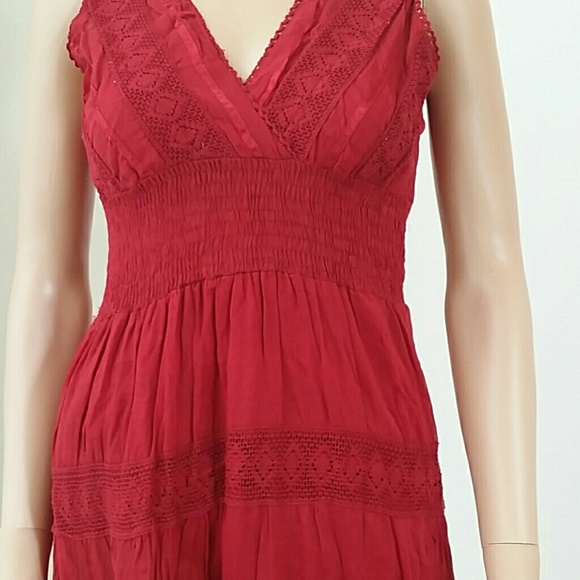 Women's Sleeveless Maxi Dress - Picture 2 of 4