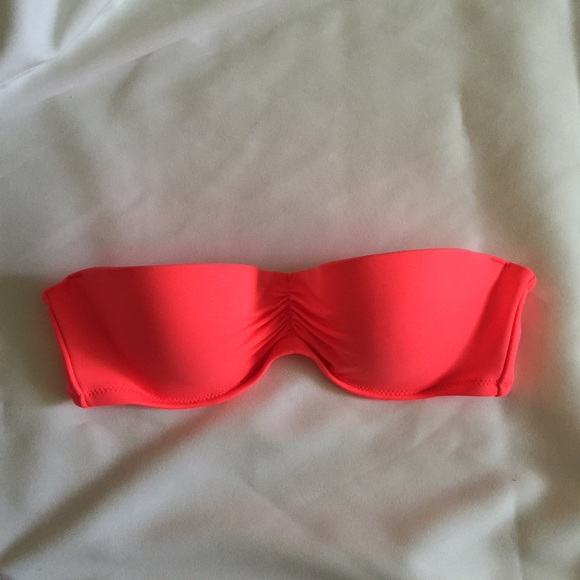 Victoria's Secret Other - ‼️ hour sale ‼️VS The Flirt bandeau bathing suit