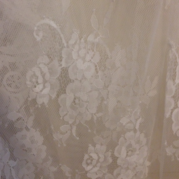 NWOT lace coverup - Picture 3 of 3