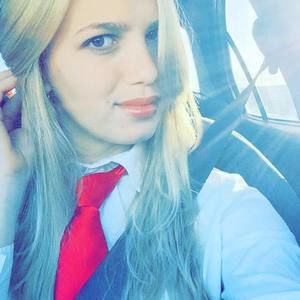 Meet your Posher, María