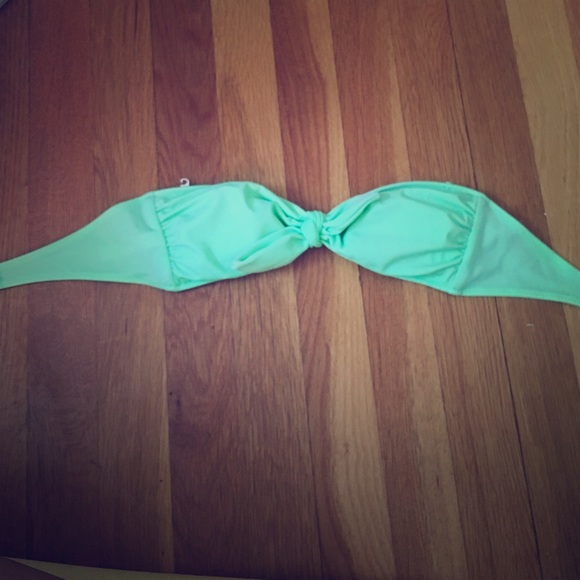 NEVER WORN Victoria's Secret bandeau top