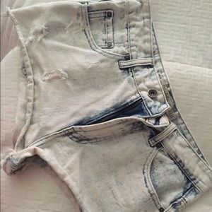 ZARA MINI DENIM SHORTS SIZE 2