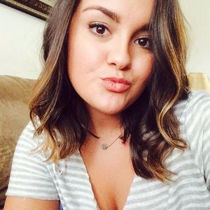 Meet your Posher, Savannah