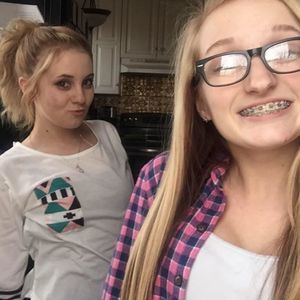 Meet your Posher, Kayla