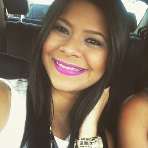 Meet your Posher, Melanie